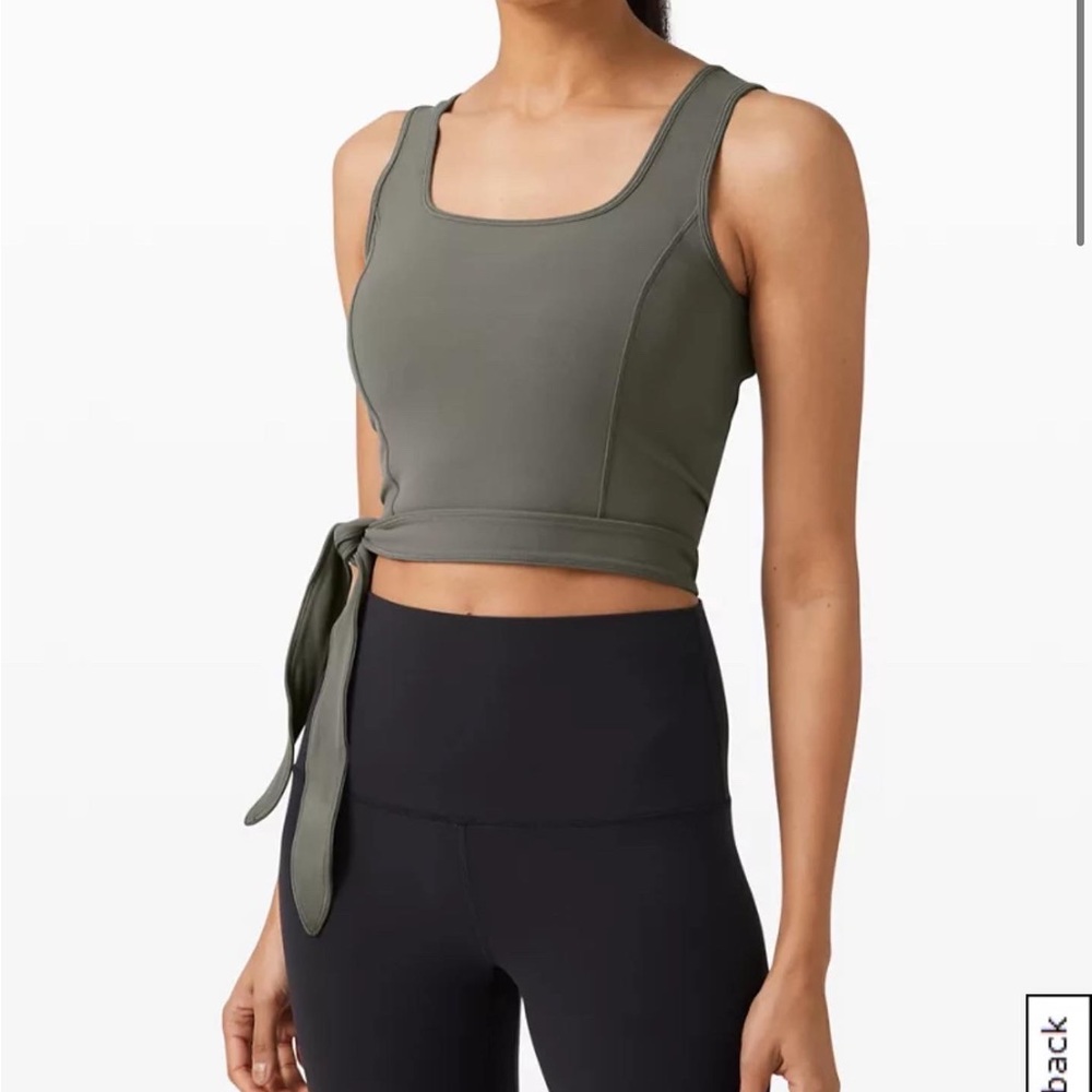 Get centred crop tank
